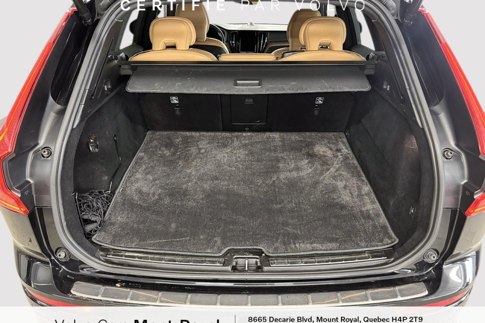 2022 Volvo XC60 - Image 4