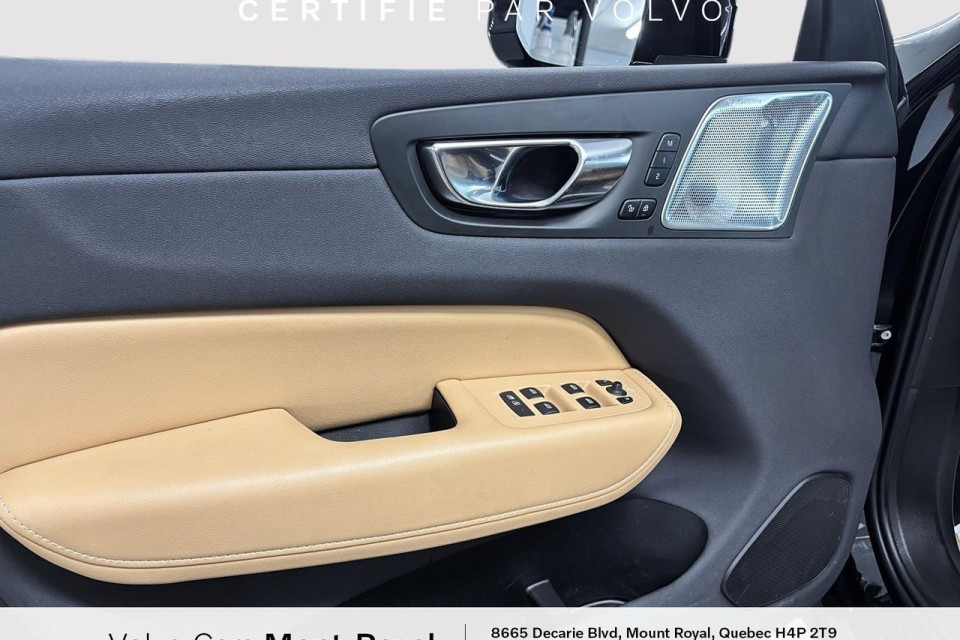 2022 Volvo XC60 - Image 9