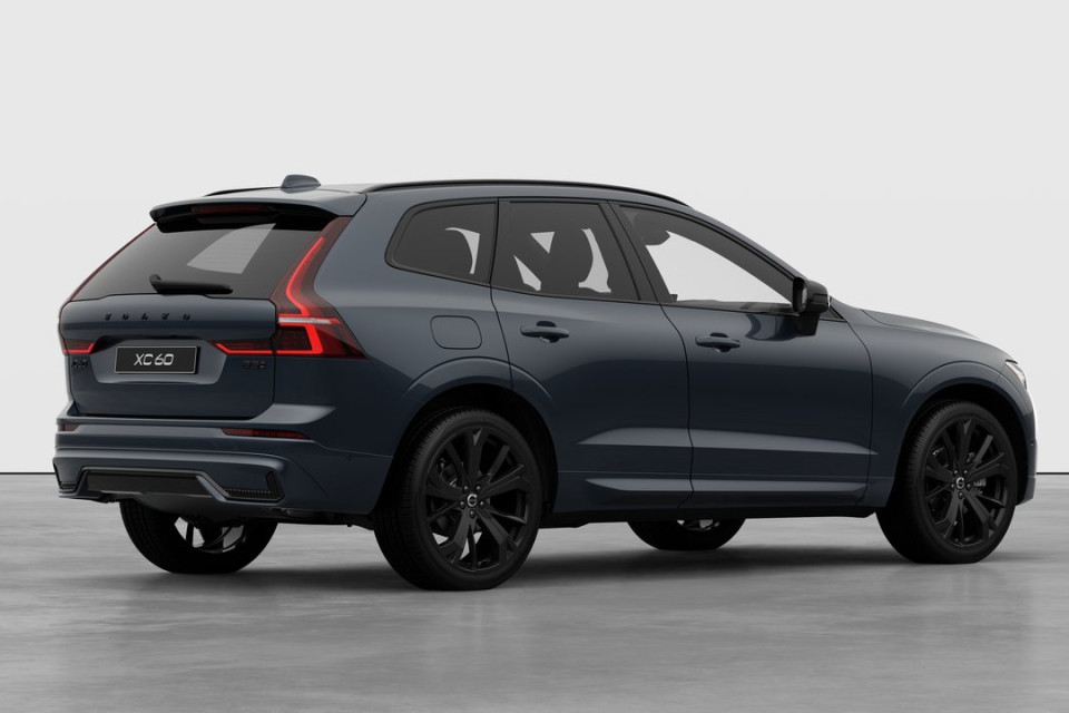 2026 Volvo XC60 - Image 4