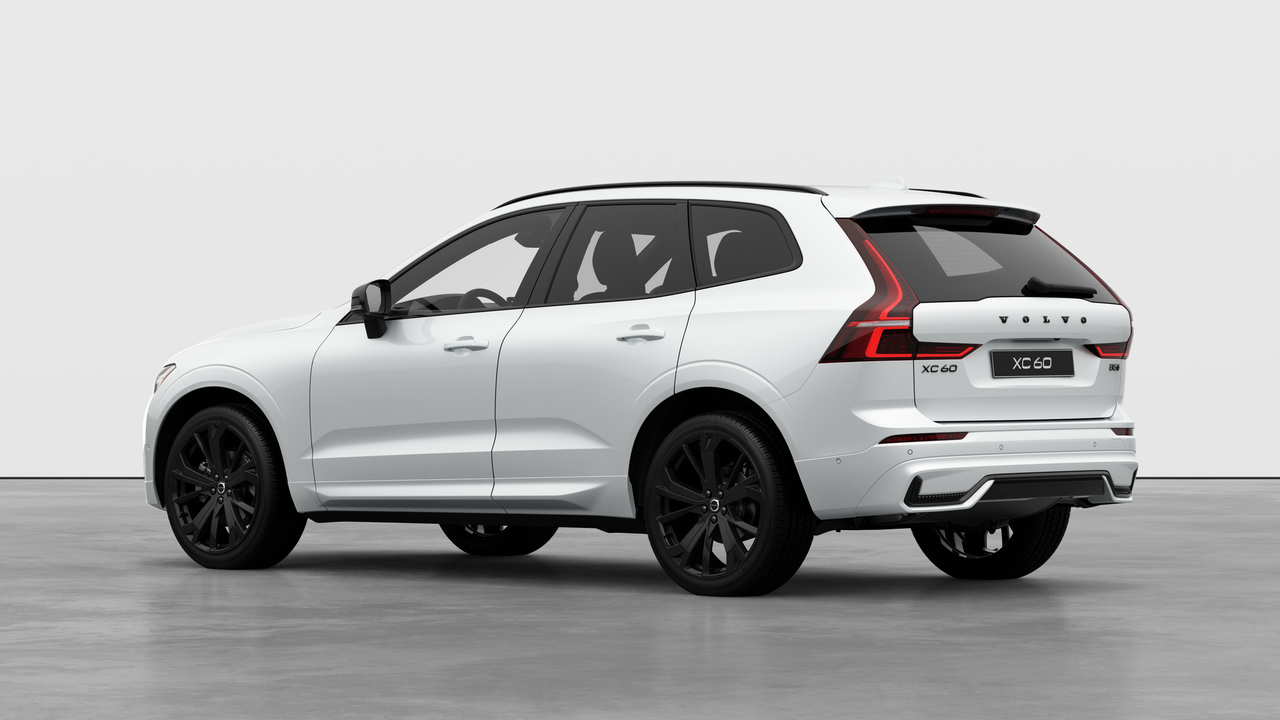 2026 Volvo XC60 - Image 2