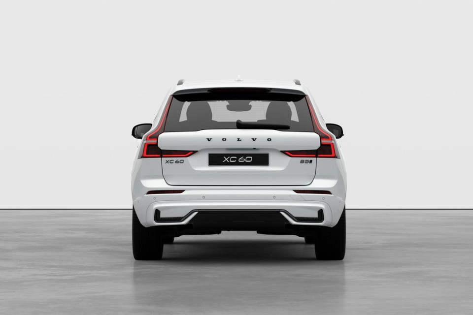 2026 Volvo XC60 - Image 6