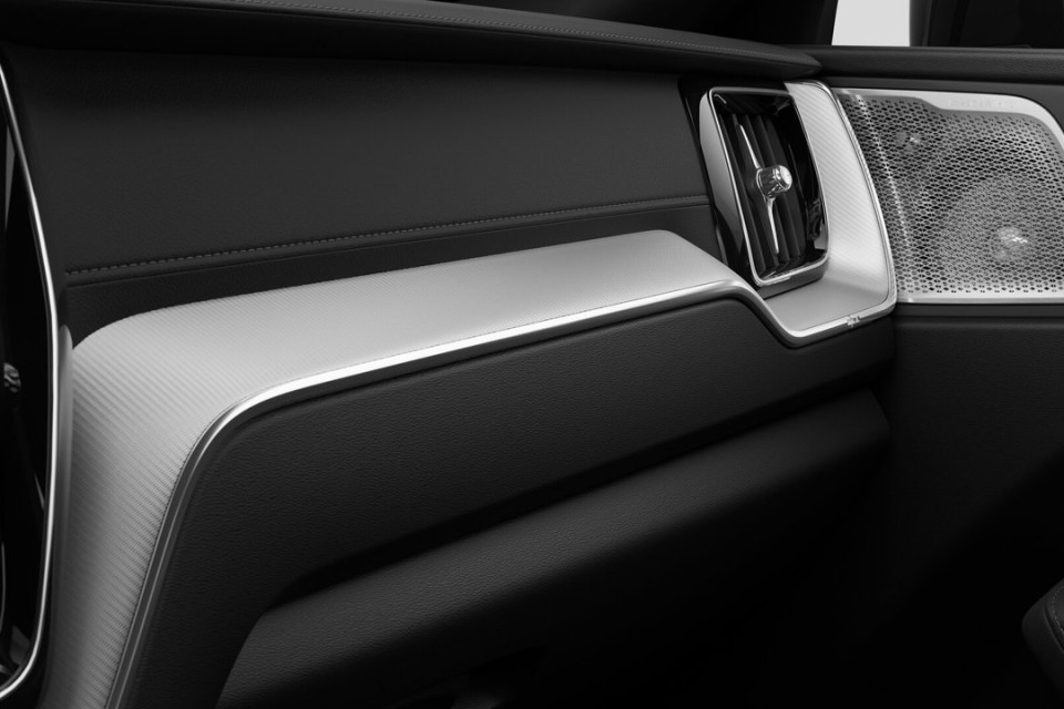 2026 Volvo XC60 - Image 9