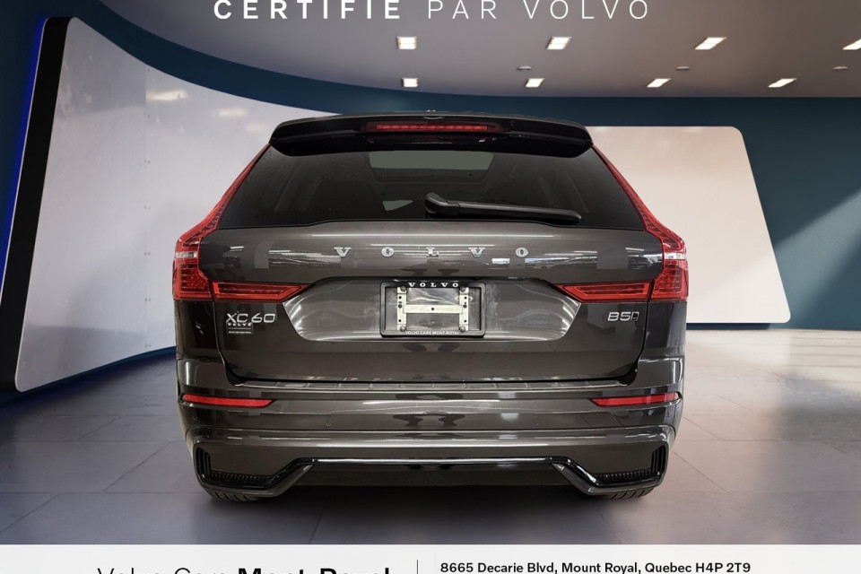 2024 Volvo XC60 - Image 3