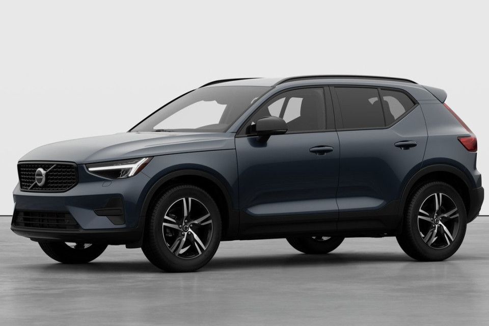 2026 Volvo XC40 - Image 1