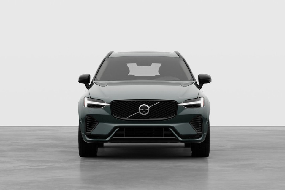 2026 Volvo XC60 PLUG-IN HYBRID - Image 5