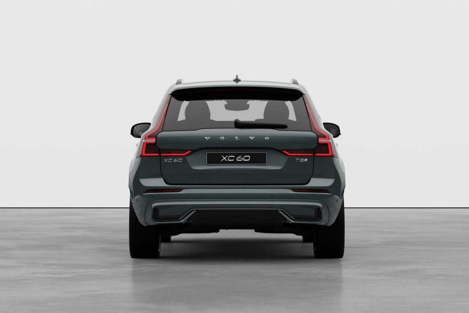 2026 Volvo XC60 PLUG-IN HYBRID - Image 6