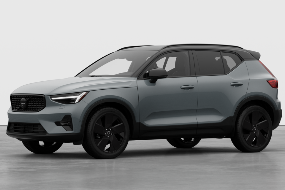 2026 Volvo XC40 - Image 1