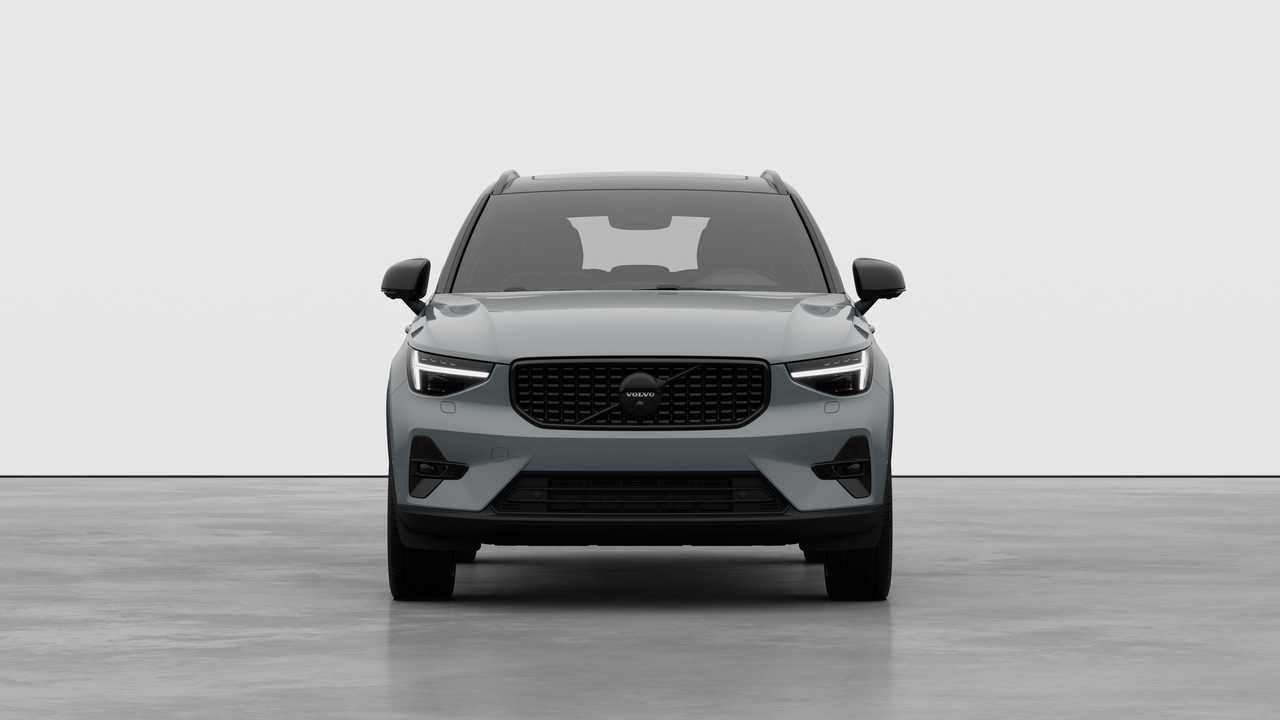 2026 Volvo XC40 - Image 5