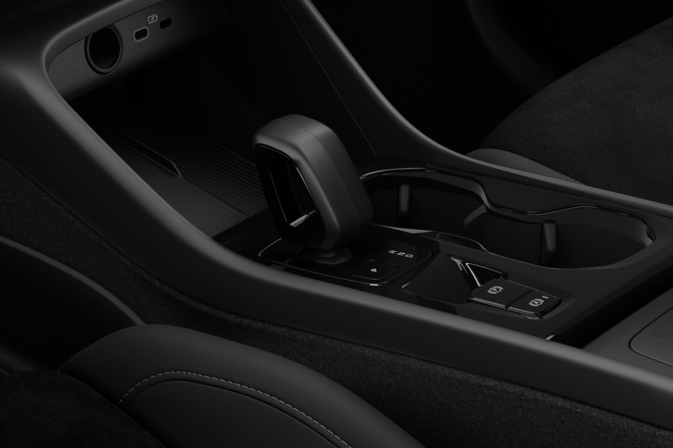 2026 Volvo XC40 - Image 11