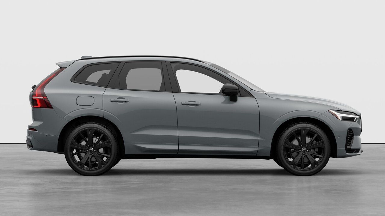 2026 Volvo XC60 PLUG-IN HYBRID - Image 7