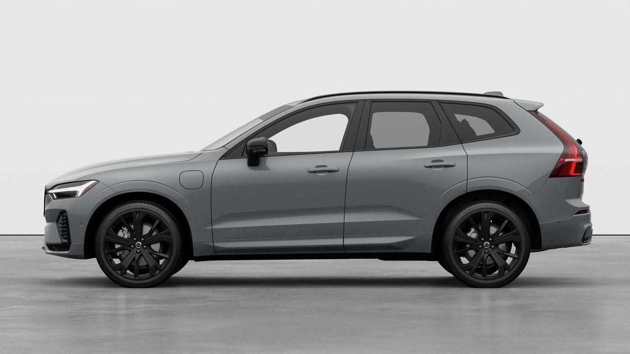 2026 Volvo XC60 PLUG-IN HYBRID - Image 8