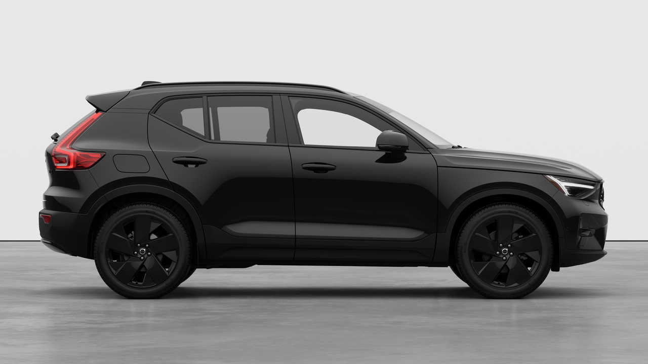 2026 Volvo XC40 - Image 7