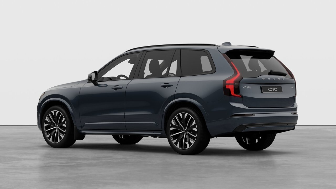 2026 Volvo XC90 - Image 2