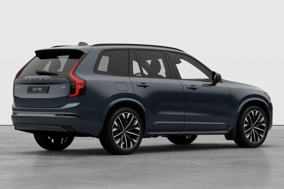 2026 Volvo XC90 - Image 4