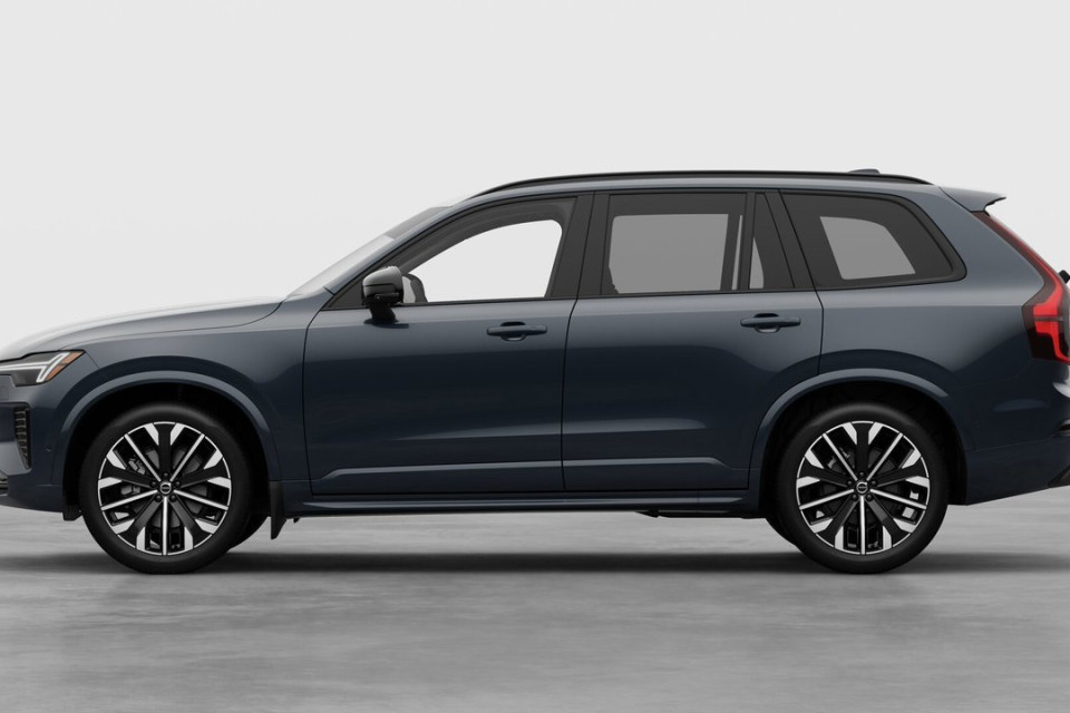 2026 Volvo XC90 - Image 8