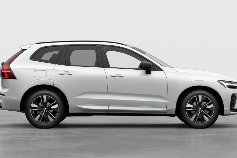 2026 Volvo XC60 - Image 7