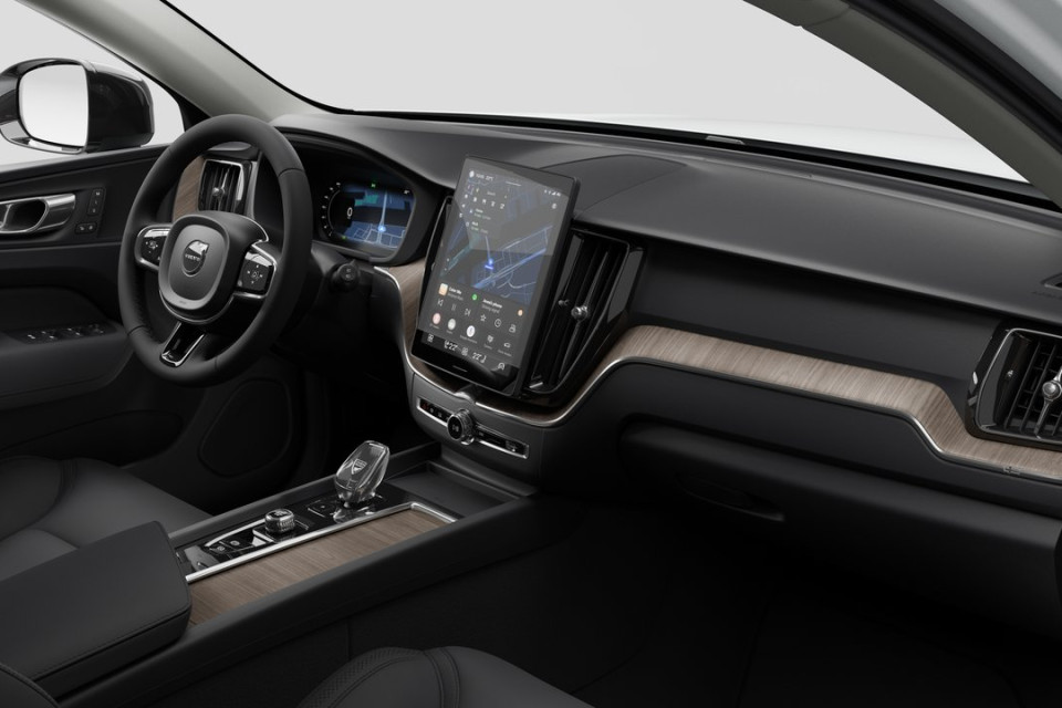 2026 Volvo XC60 - Image 10