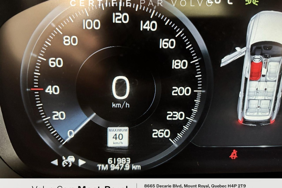 2022 Volvo XC90 - Image 13