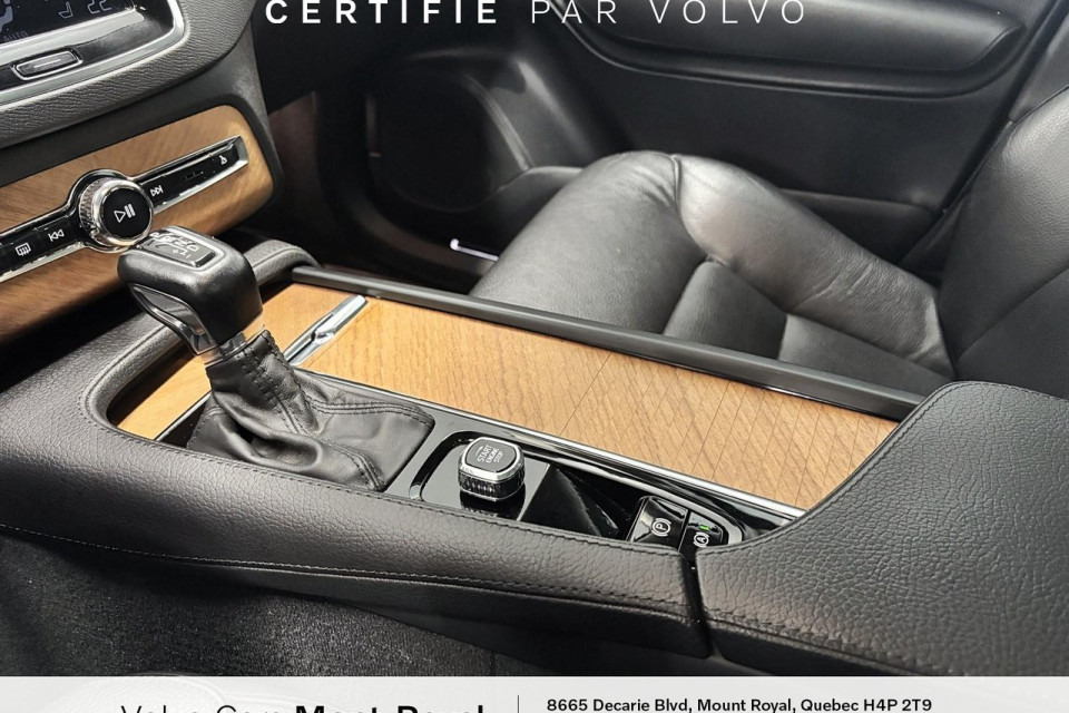 2022 Volvo XC90 - Image 15