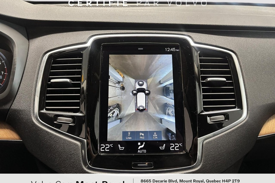 2022 Volvo XC90 - Image 17