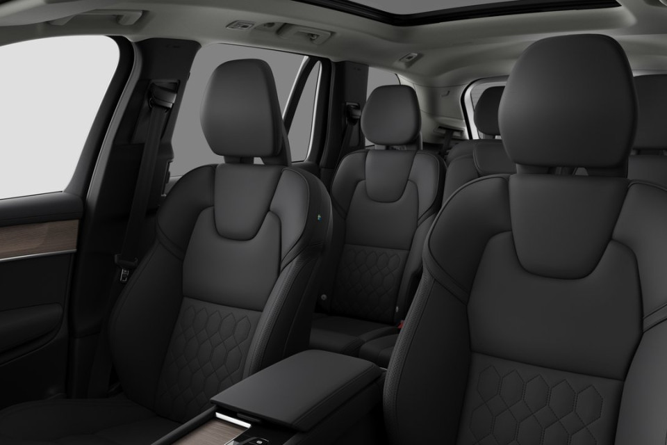 2026 Volvo XC90 Plug-in hybrid - Image 12