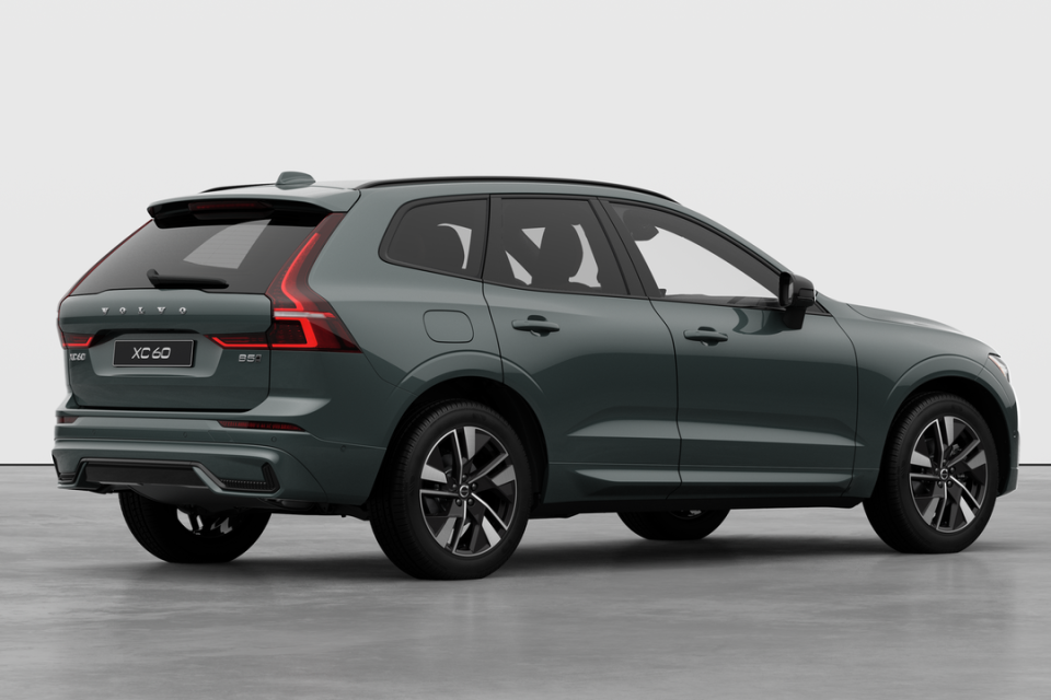 2026 Volvo XC60 - Image 4