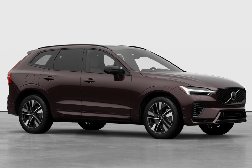 2026 Volvo XC60 PLUG-IN HYBRID - Image 3