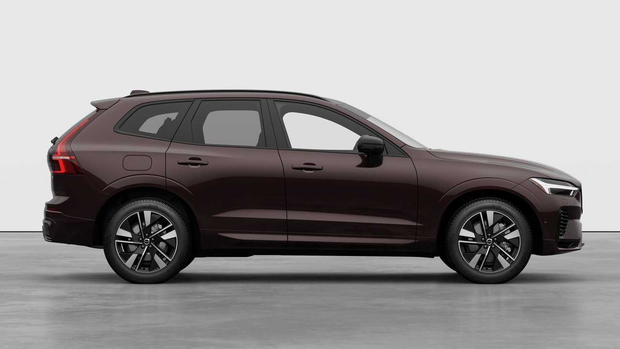 2026 Volvo XC60 PLUG-IN HYBRID - Image 7