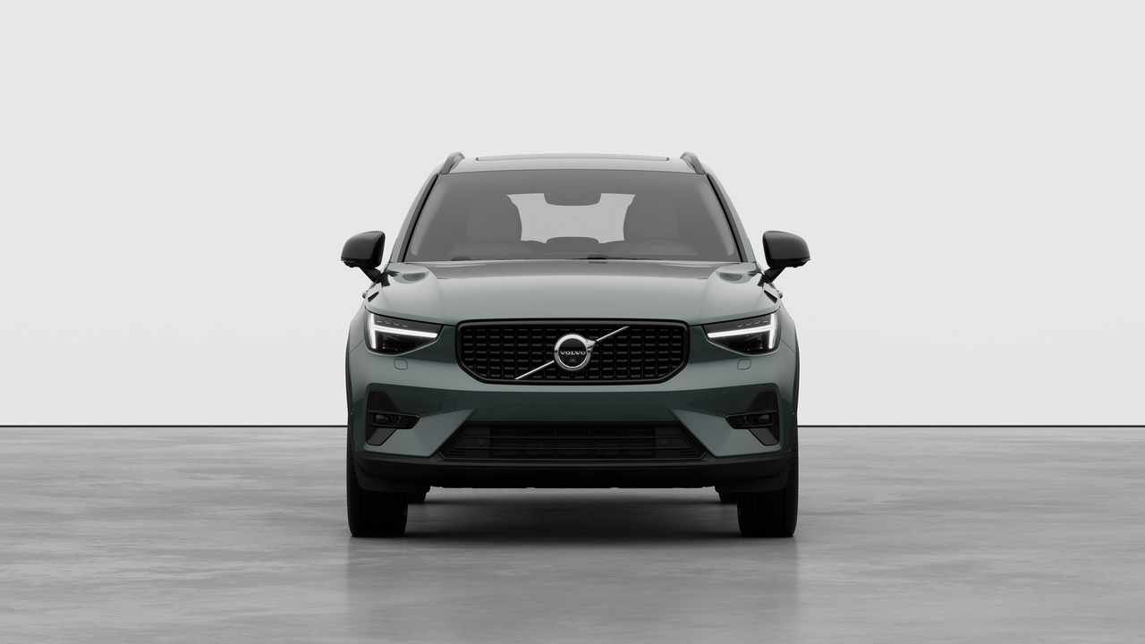 2026 Volvo XC40 - Image 5