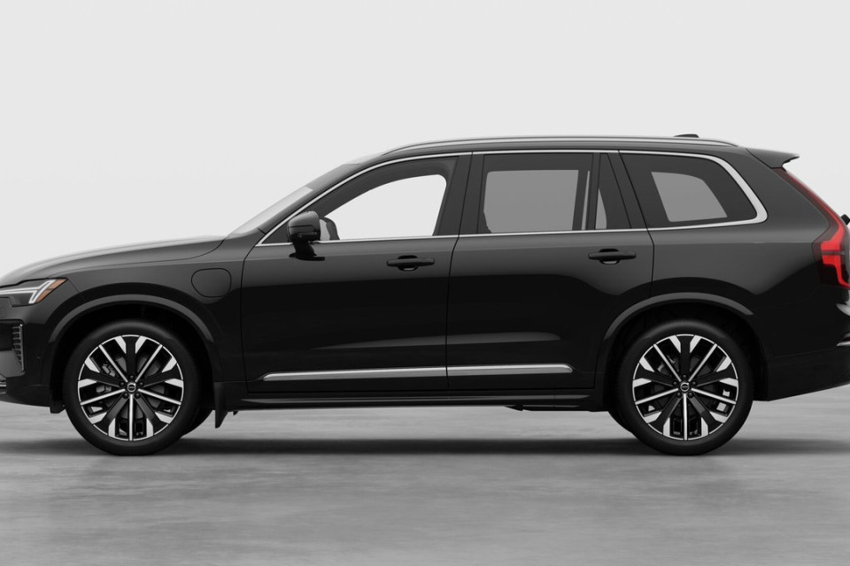 2026 Volvo XC90 PLUG-IN HYBRID - Image 8
