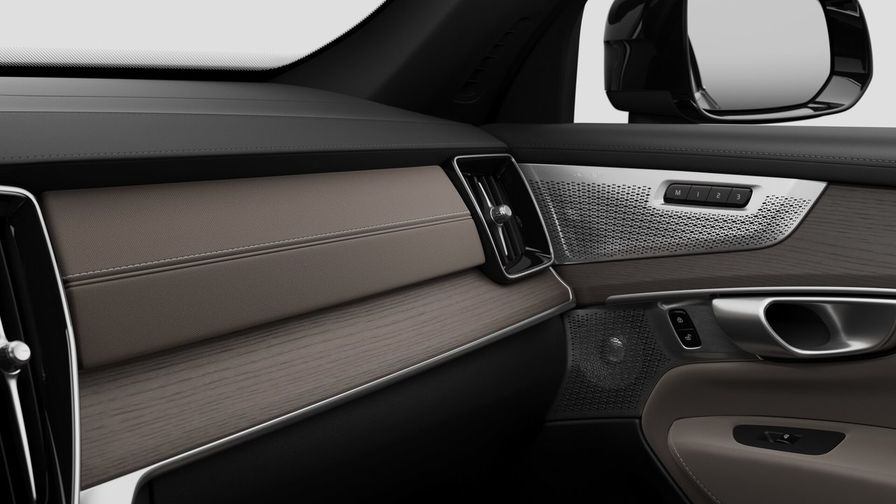 2026 Volvo XC90 PLUG-IN HYBRID - Image 9
