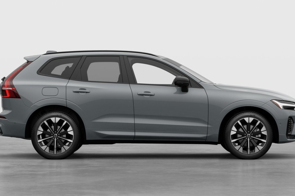 2026 Volvo XC60 - Image 7