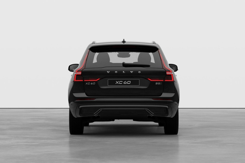 2026 Volvo XC60 - Image 6