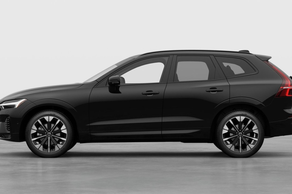 2026 Volvo XC60 - Image 8