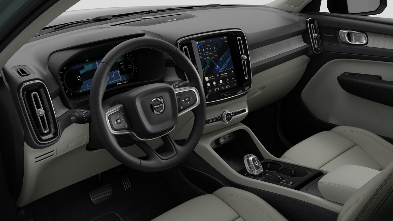 2026 Volvo XC40 - Image 10