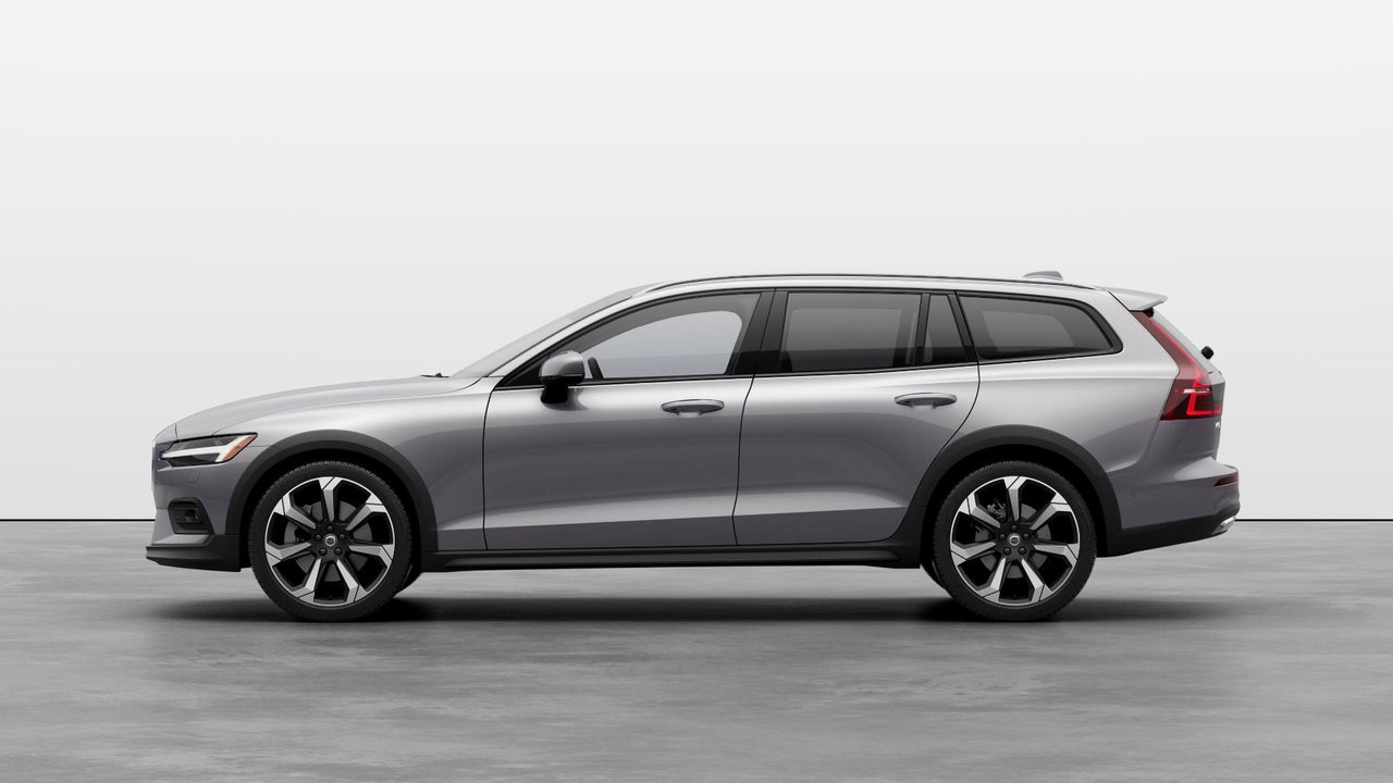2026 Volvo V60 Cross Country - Image 6