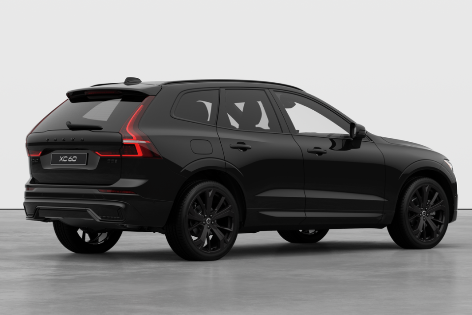 2026 Volvo XC60 - Image 4