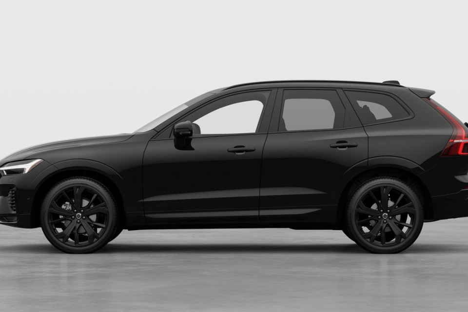 2026 Volvo XC60 - Image 8