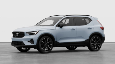 2026 Volvo XC40