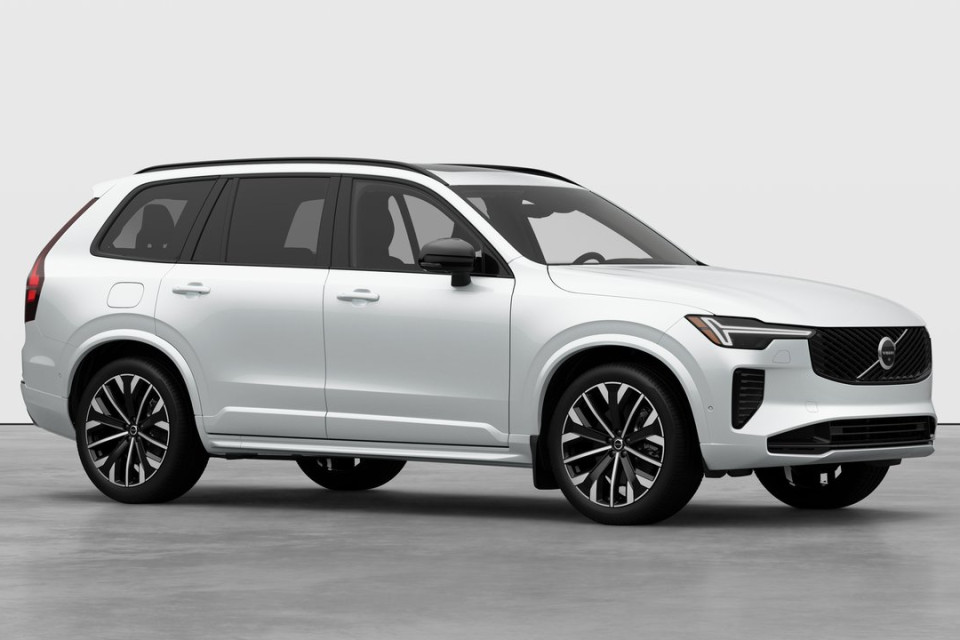 2026 Volvo XC90 Plug-in hybrid - Image 3