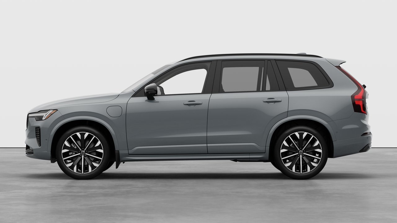 2026 Volvo XC90 PLUG-IN HYBRID - Image 8