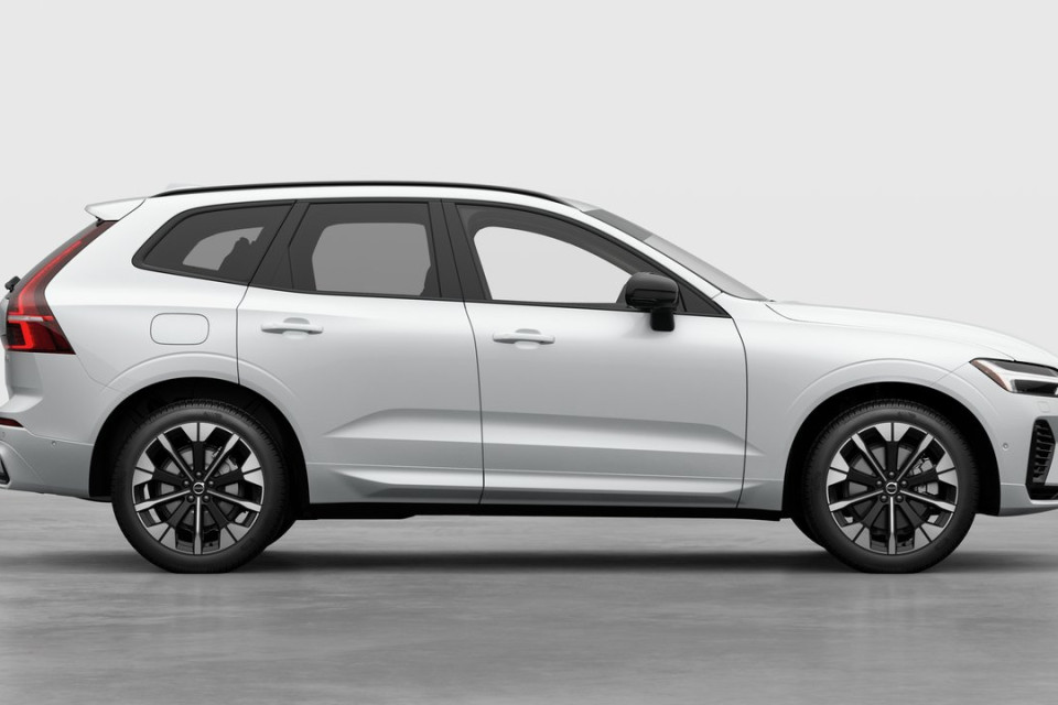 2026 Volvo XC60 Plug-in hybrid - Image 7