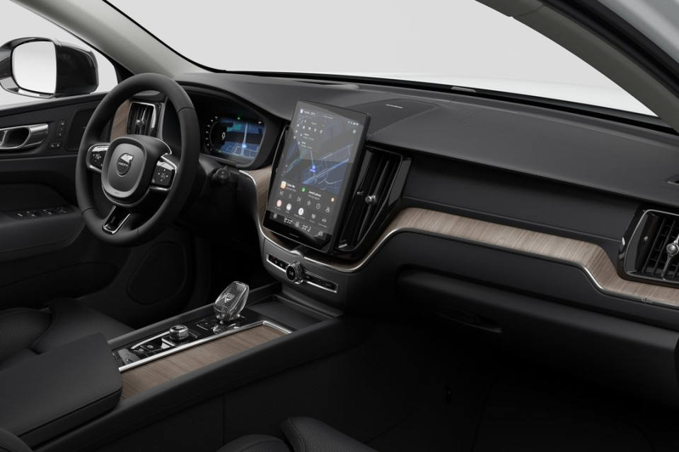 2026 Volvo XC60 Plug-in hybrid - Image 10