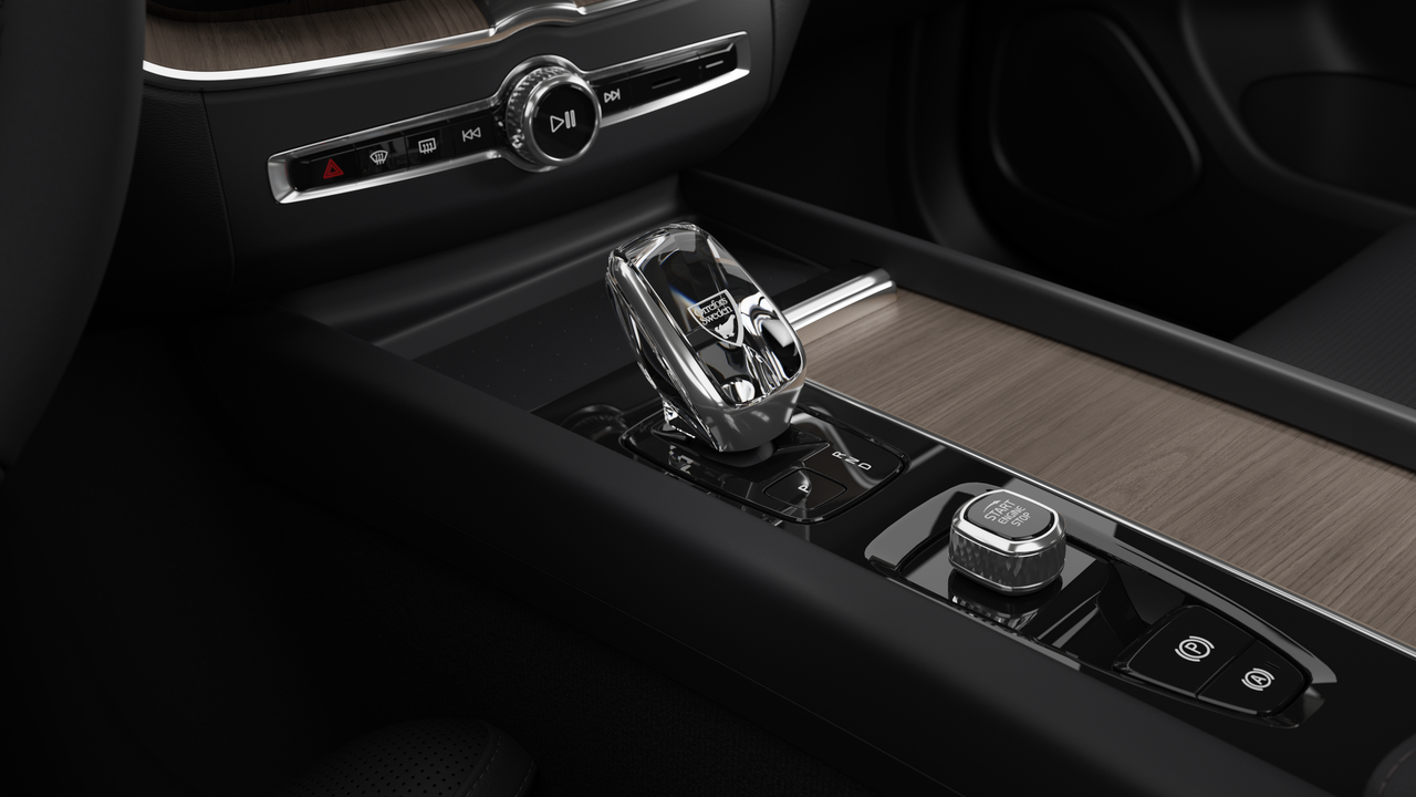 2026 Volvo XC60 Plug-in hybrid - Image 11