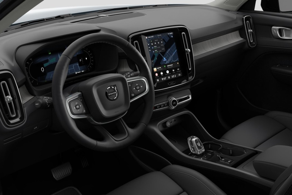 2026 Volvo XC40 - Image 10