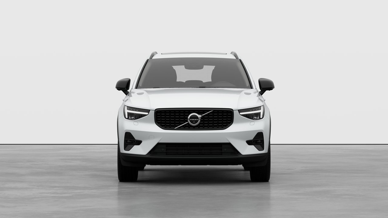 2026 Volvo XC40 - Image 5