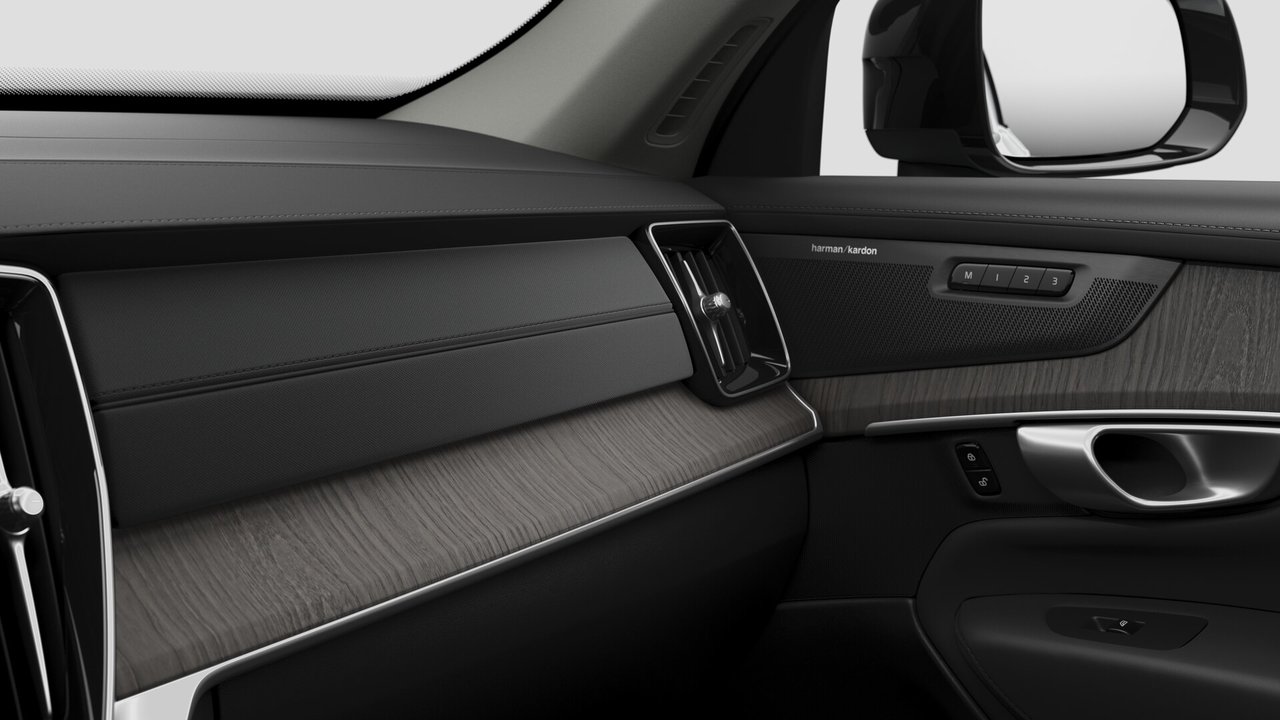 2026 Volvo XC90 PLUG-IN HYBRID - Image 9