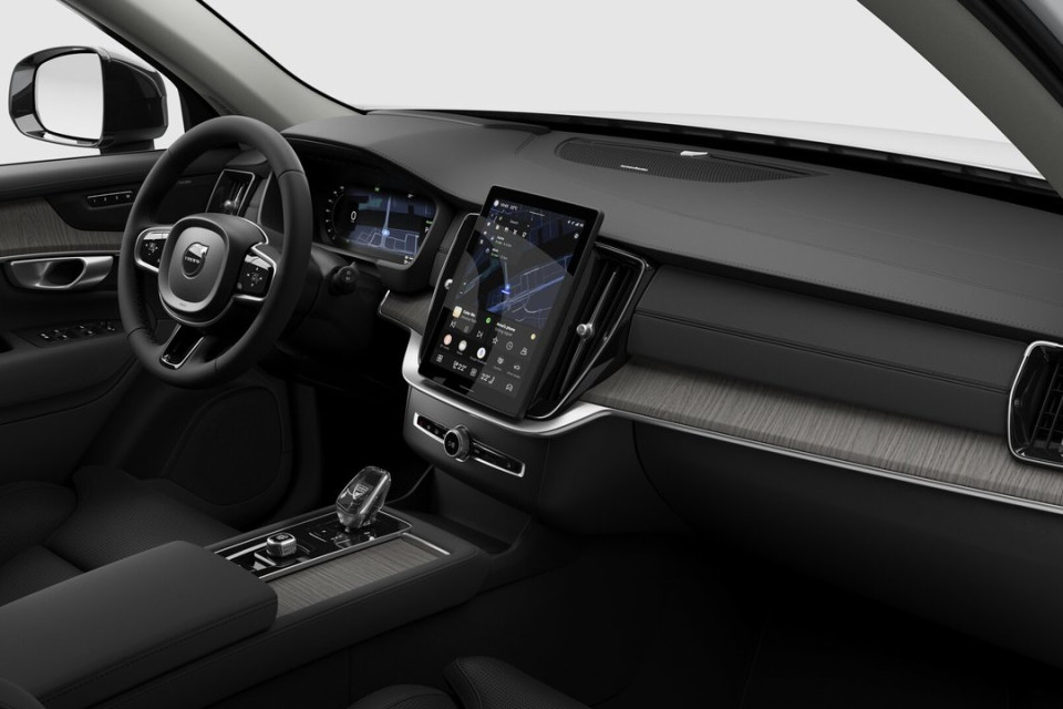 2026 Volvo XC90 PLUG-IN HYBRID - Image 10