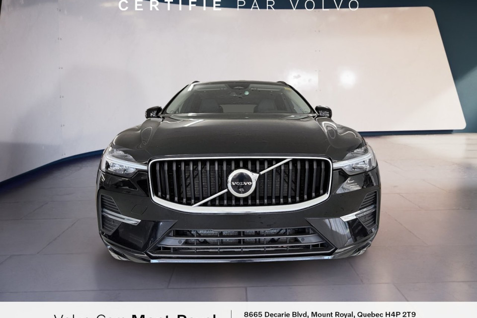 2022 Volvo XC60 - Image 2
