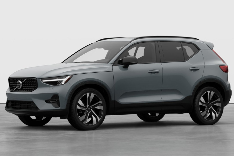 2026 Volvo XC40 - Image 1